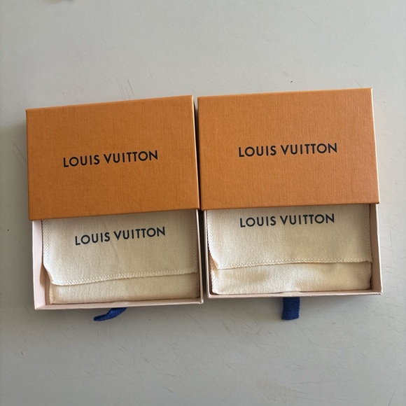 Louis Vuitton Orange Boxes with Cream Pouches and Blue Tabs. - Picture 2 of 3